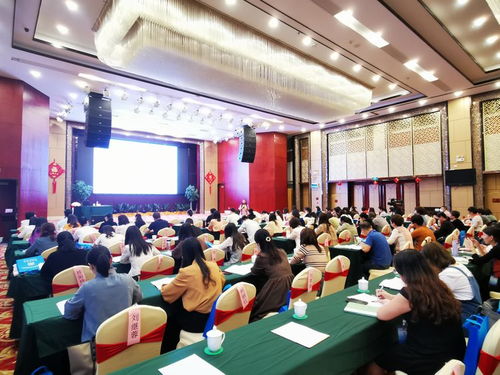 家校共育 靜待花開——家庭教育咨詢師培訓班第二天紀實
